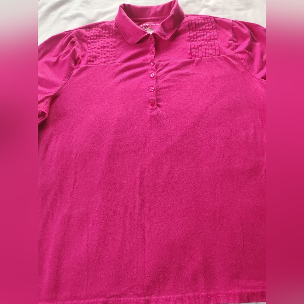 Just My Size Ladies Pullover Blouse.  Size 3X (22W-24W). Short Sleeves.